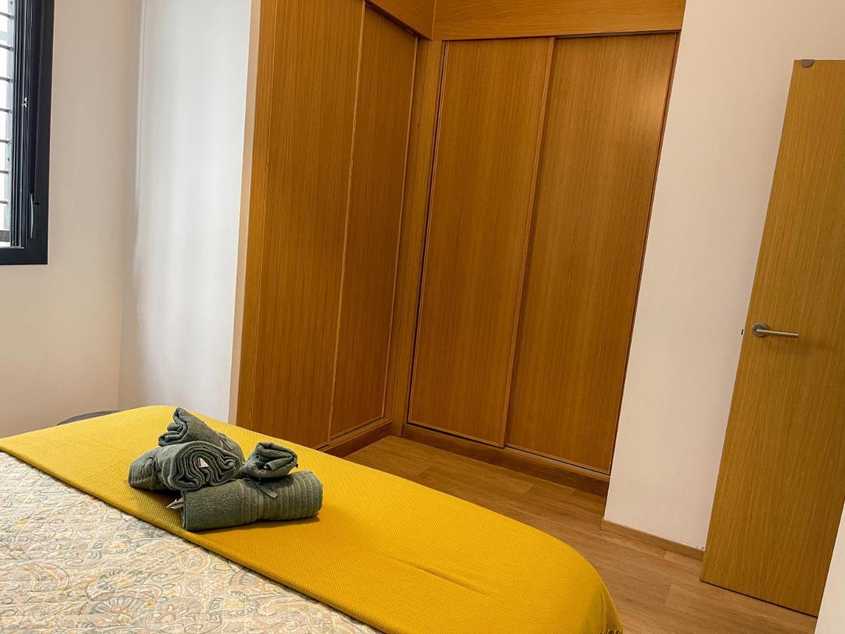 Quiet Apartment In The Heart Of Malaga Pool & Free Parking Bagian luar foto